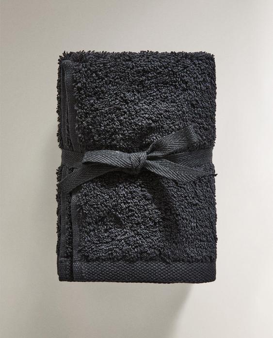 PACK OF HIGH-QUALITY COTTON HAND TOWELS (PACK OF 3)
