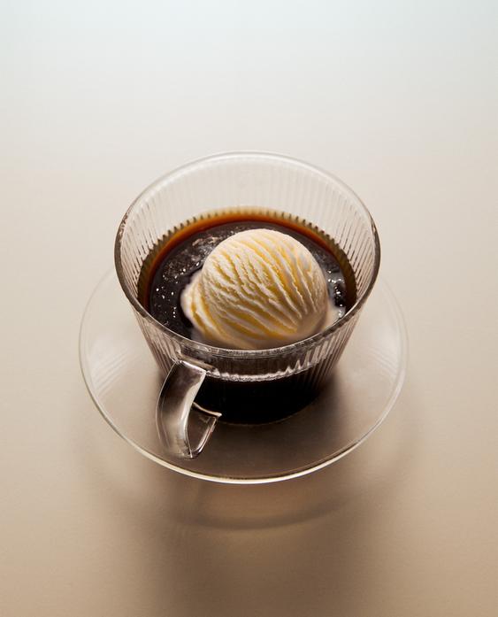 BOROSILICATE GLASS TEACUP AND SAUCER