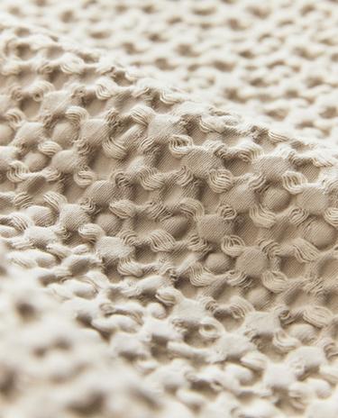 شرشف بحبكة وافل صغيرة