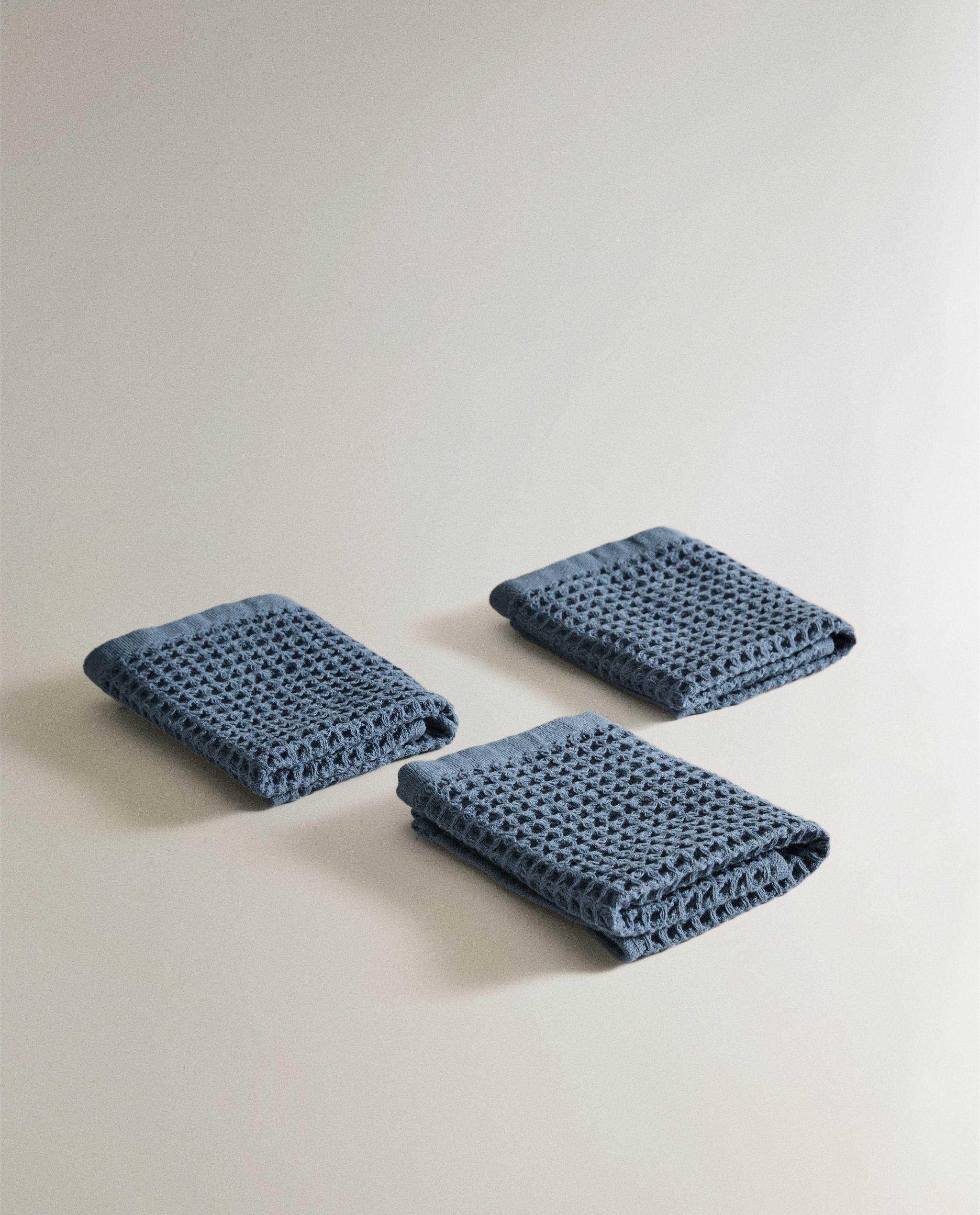WAFFLE-KNIT COTTON HAND TOWEL (PACK OF 3) product thumbnail 3