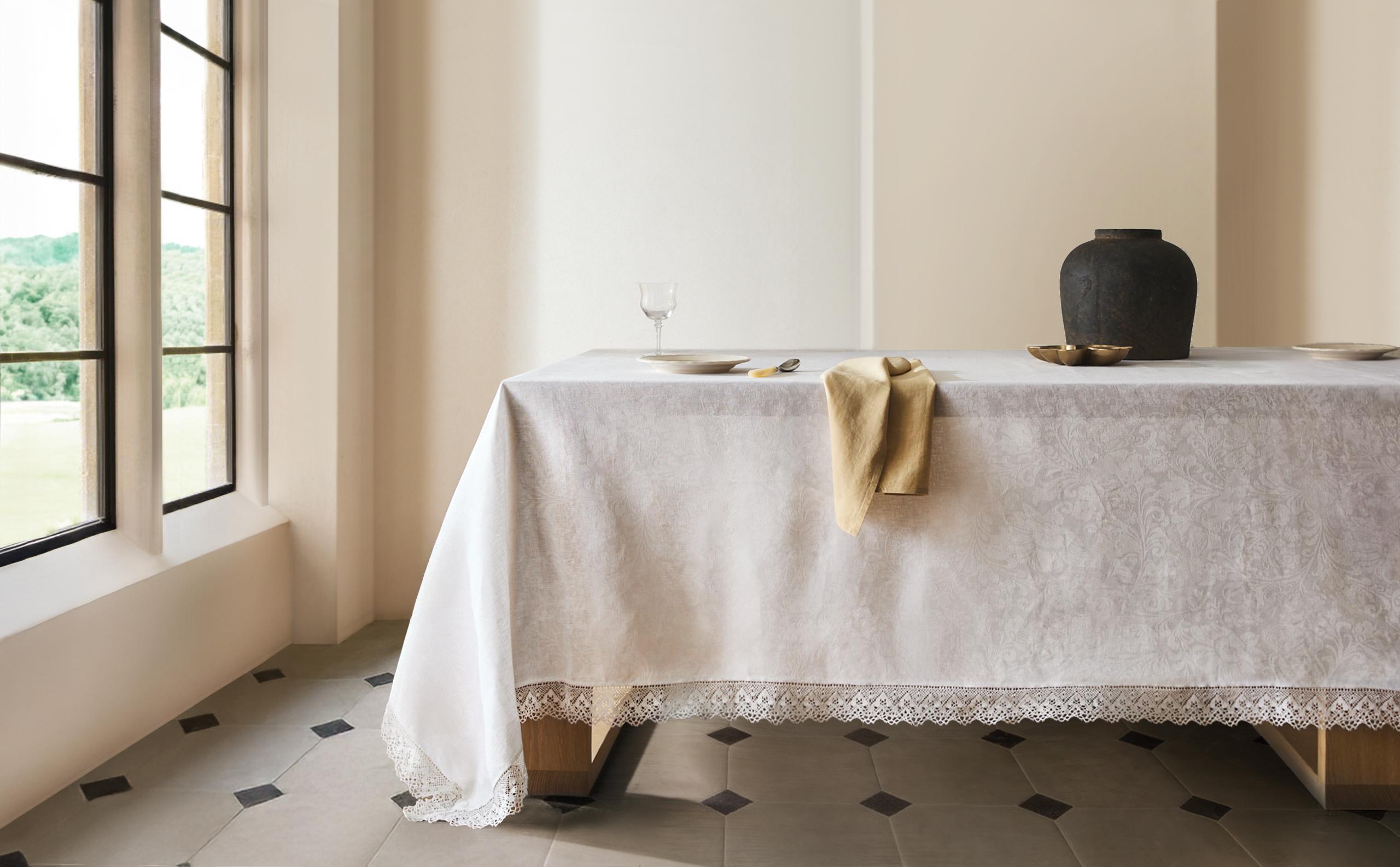LINEN JACQUARD TABLECLOTH WITH LACE TRIM