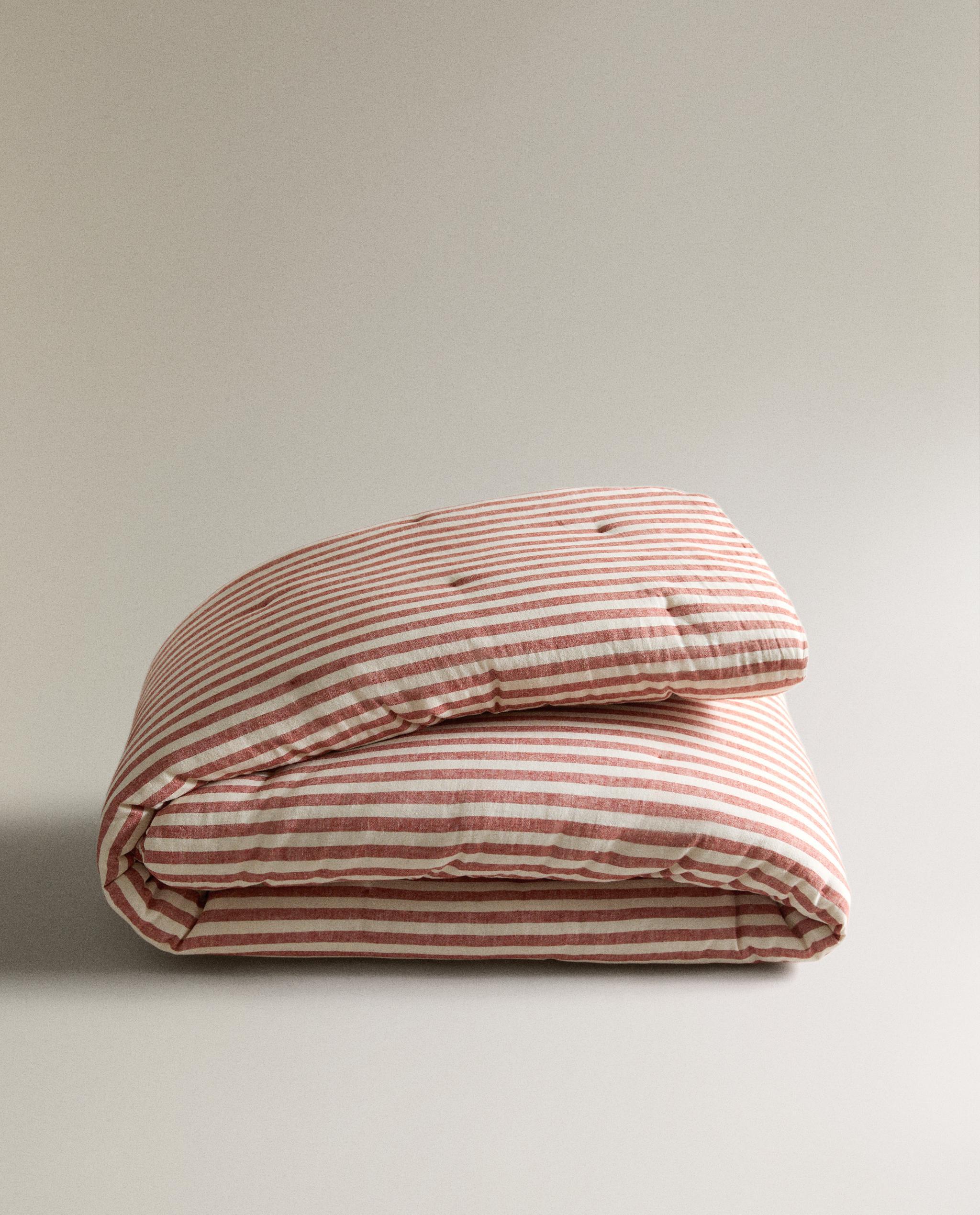 KIDS' STRIPED LINEN AND COTTON QUILTED BEDSPREAD product thumbnail 2