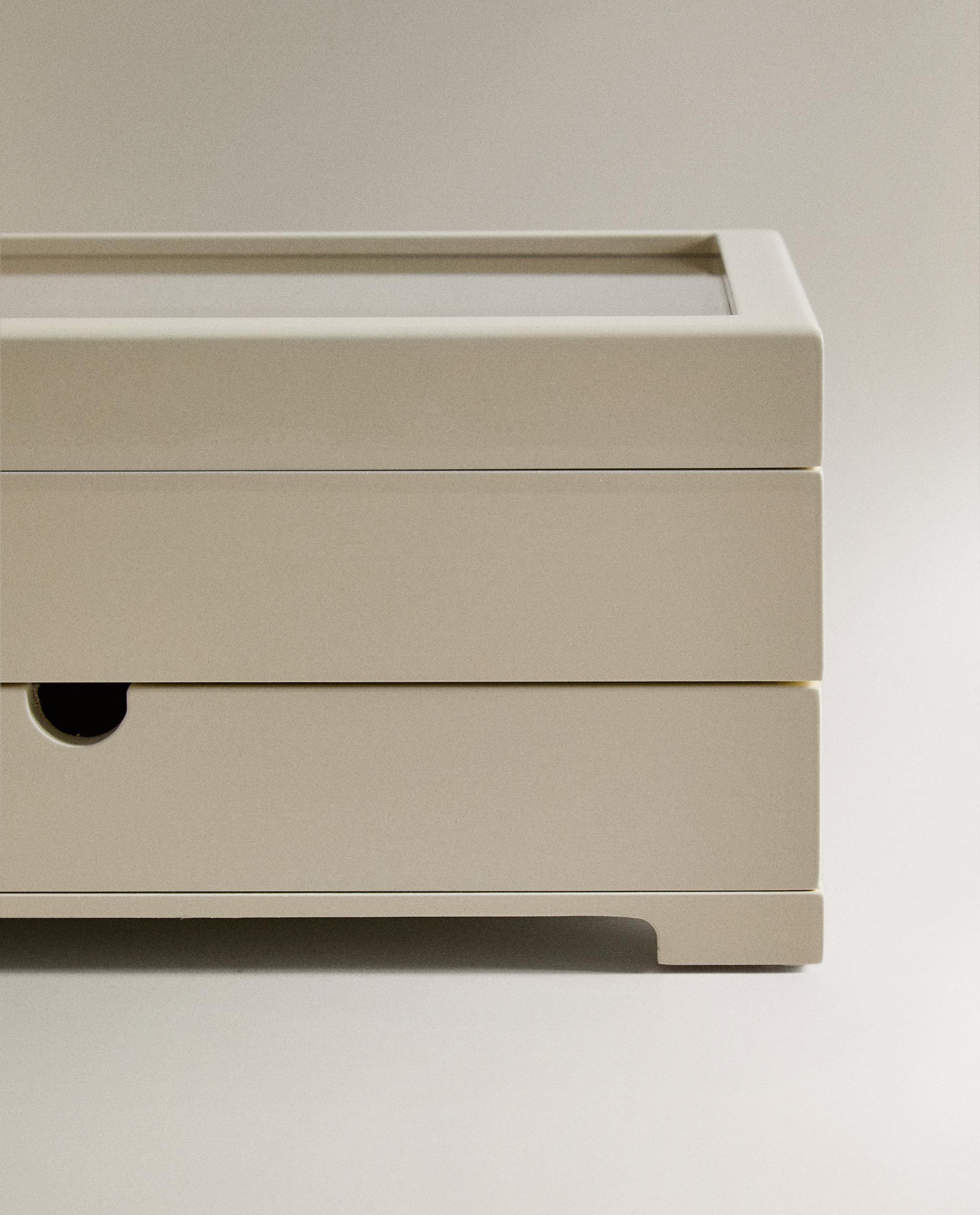 46156452250-a3.jpg?ts=