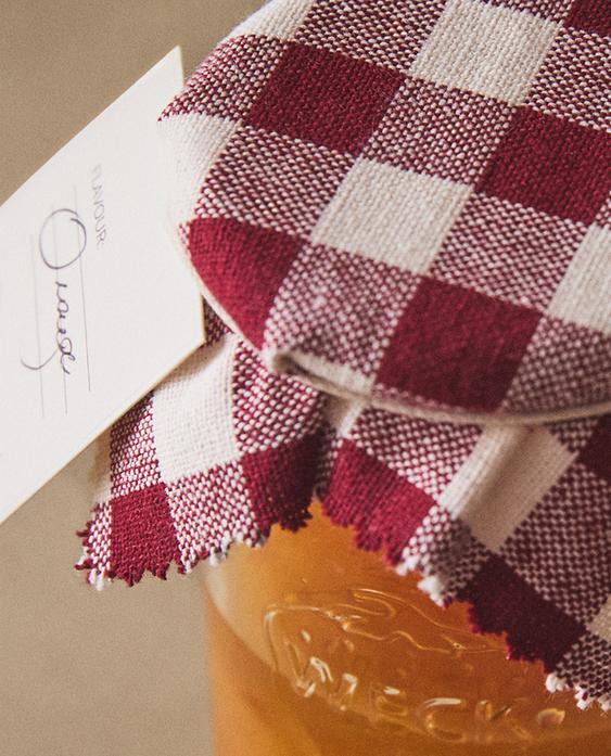 LABEL AND FABRIC SET