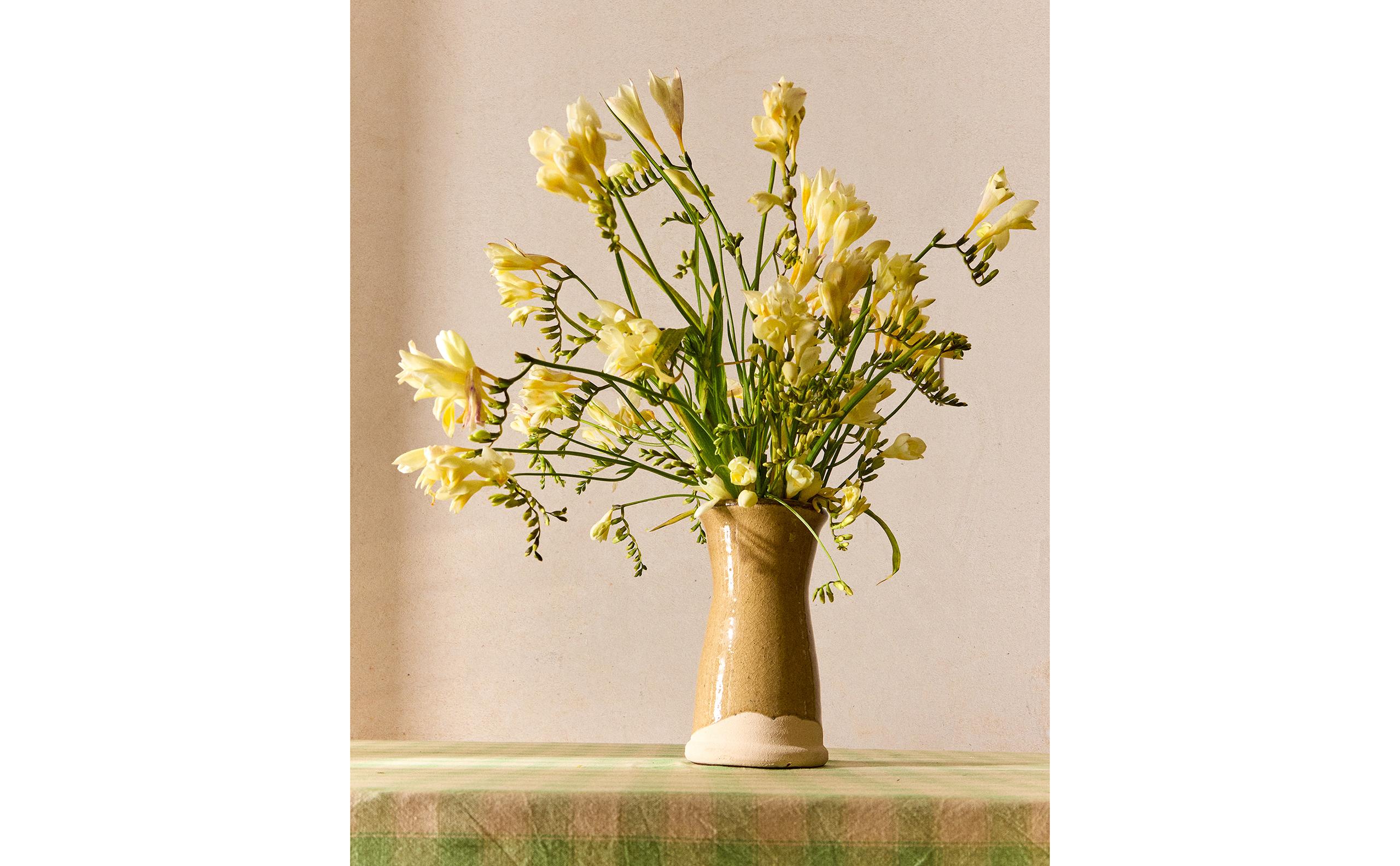 CYLINDRICAL TERRACOTTA VASE