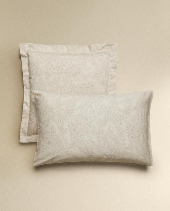 PAISLEY SATEEN PILLOWCASE