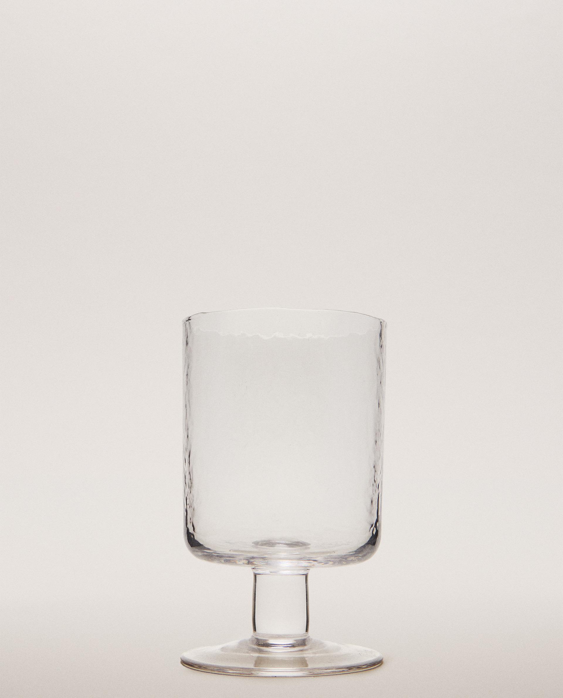 SZKLANKA Z MŁOTKOWANYM WZOREM SZKLANKA Z MŁOTKOWANYM WZOREM