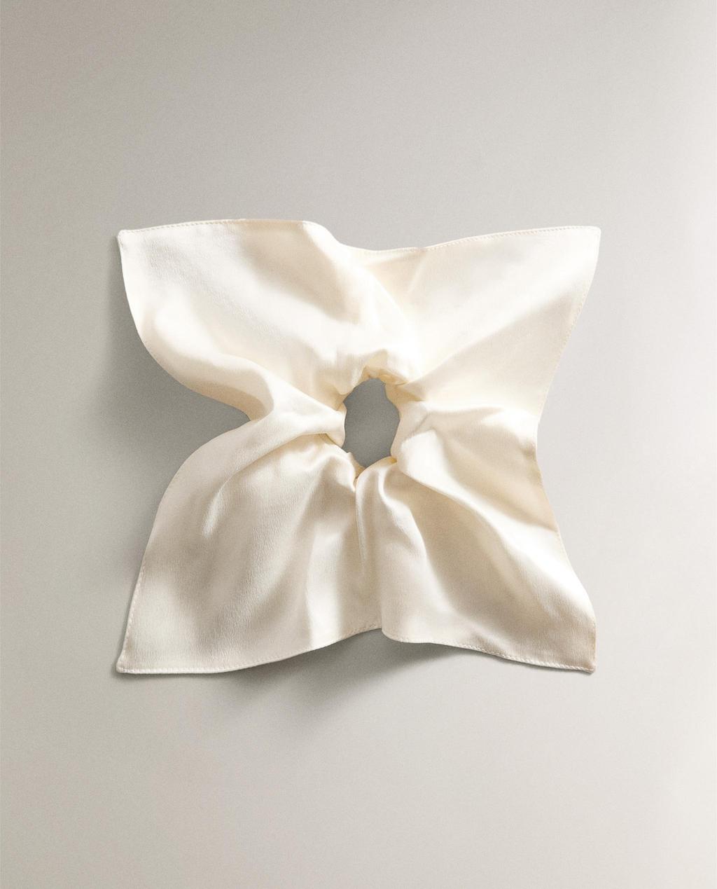 SQUARE MULBERRY SILK HAIR TIE