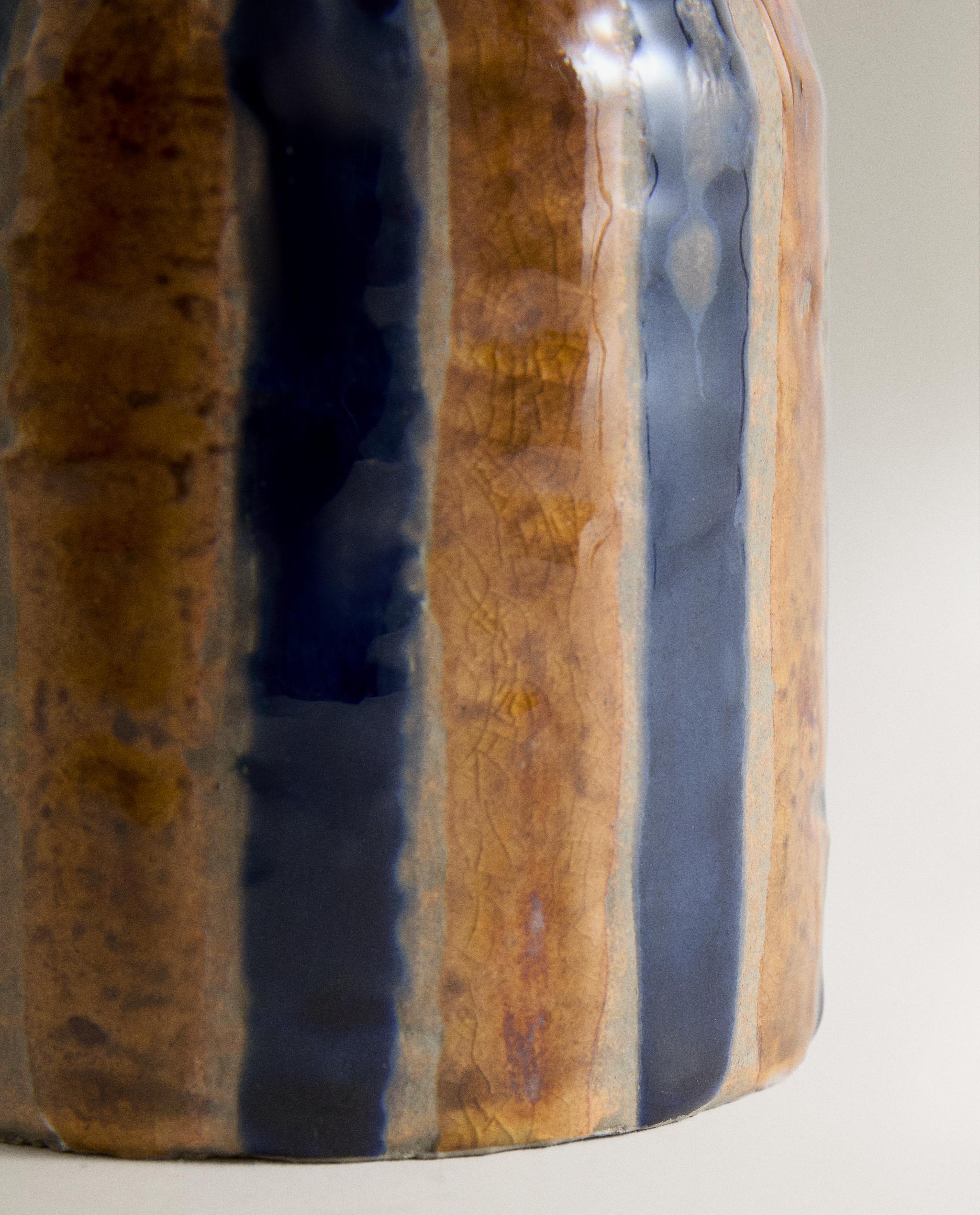 STRIPED CERAMIC REED DIFFUSERS DECORATIVE TRIM product thumbnail 6