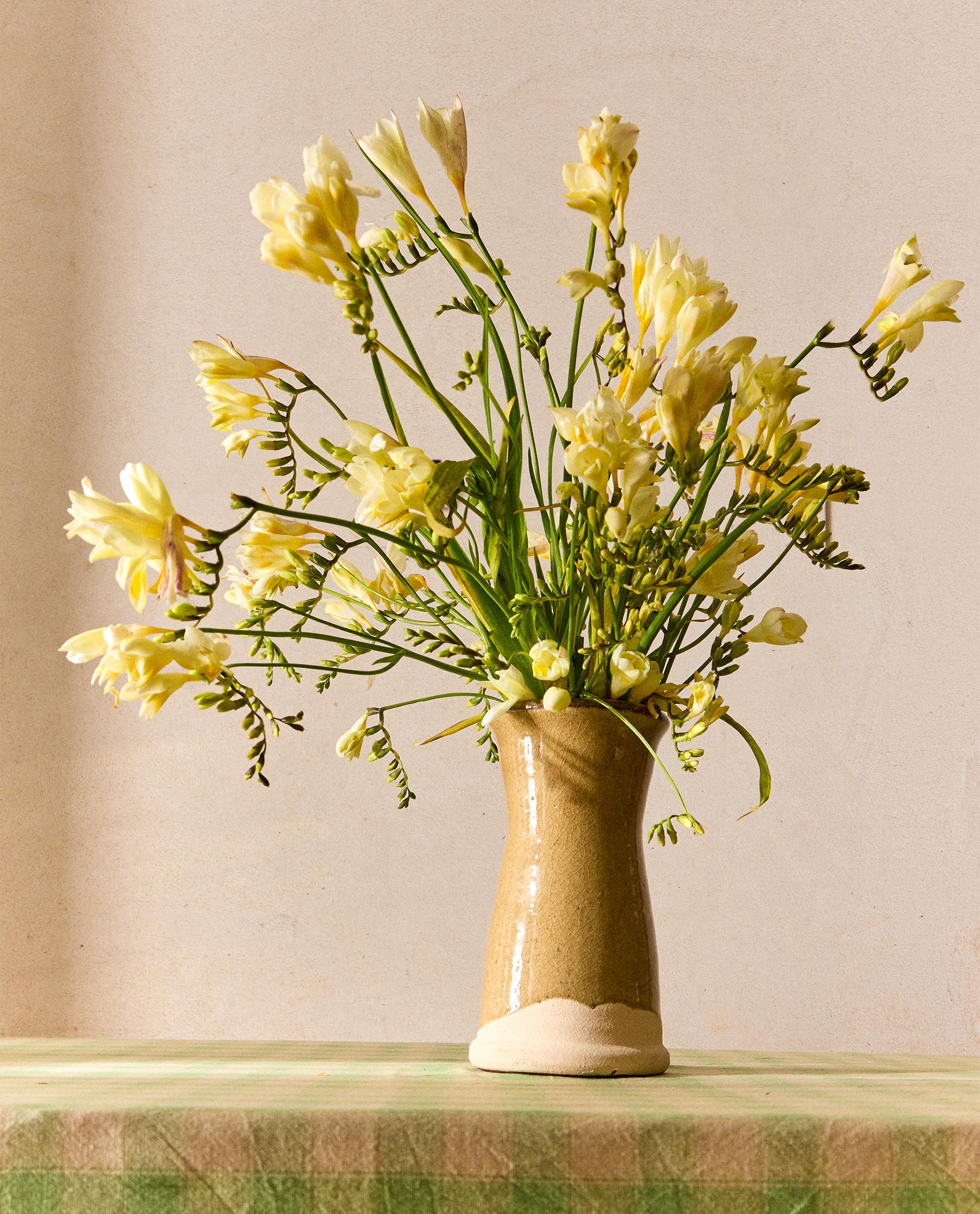 CYLINDRICAL TERRACOTTA VASE