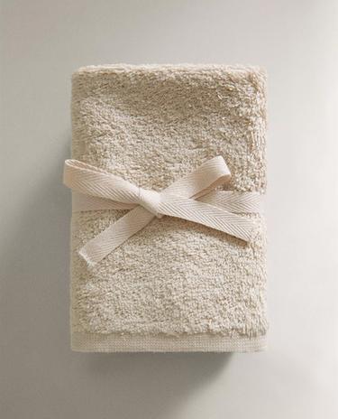 PACK OF COTTON HAND TOWELS (PACK OF 3)