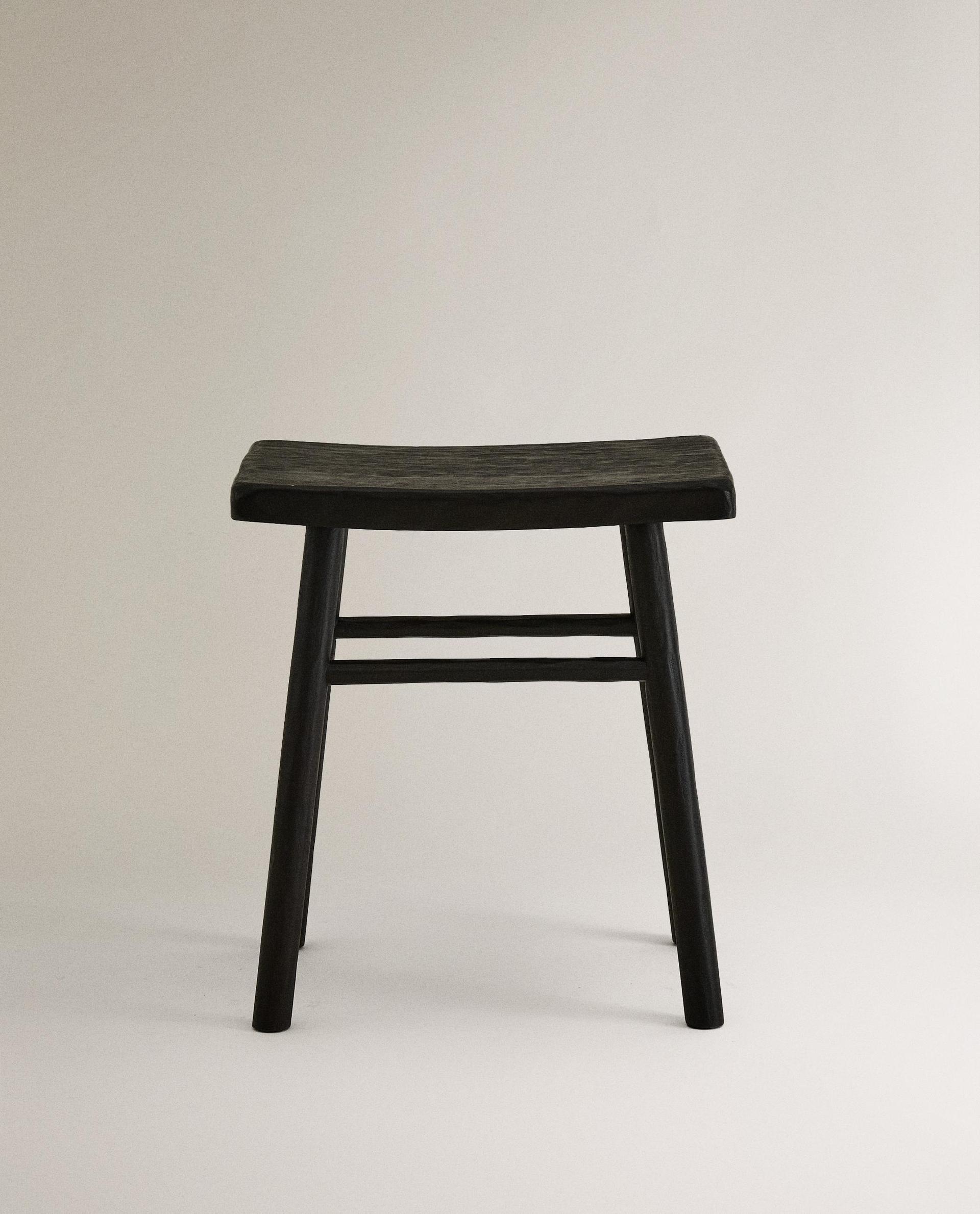 HAMMERED STOOL HAMMERED STOOL
