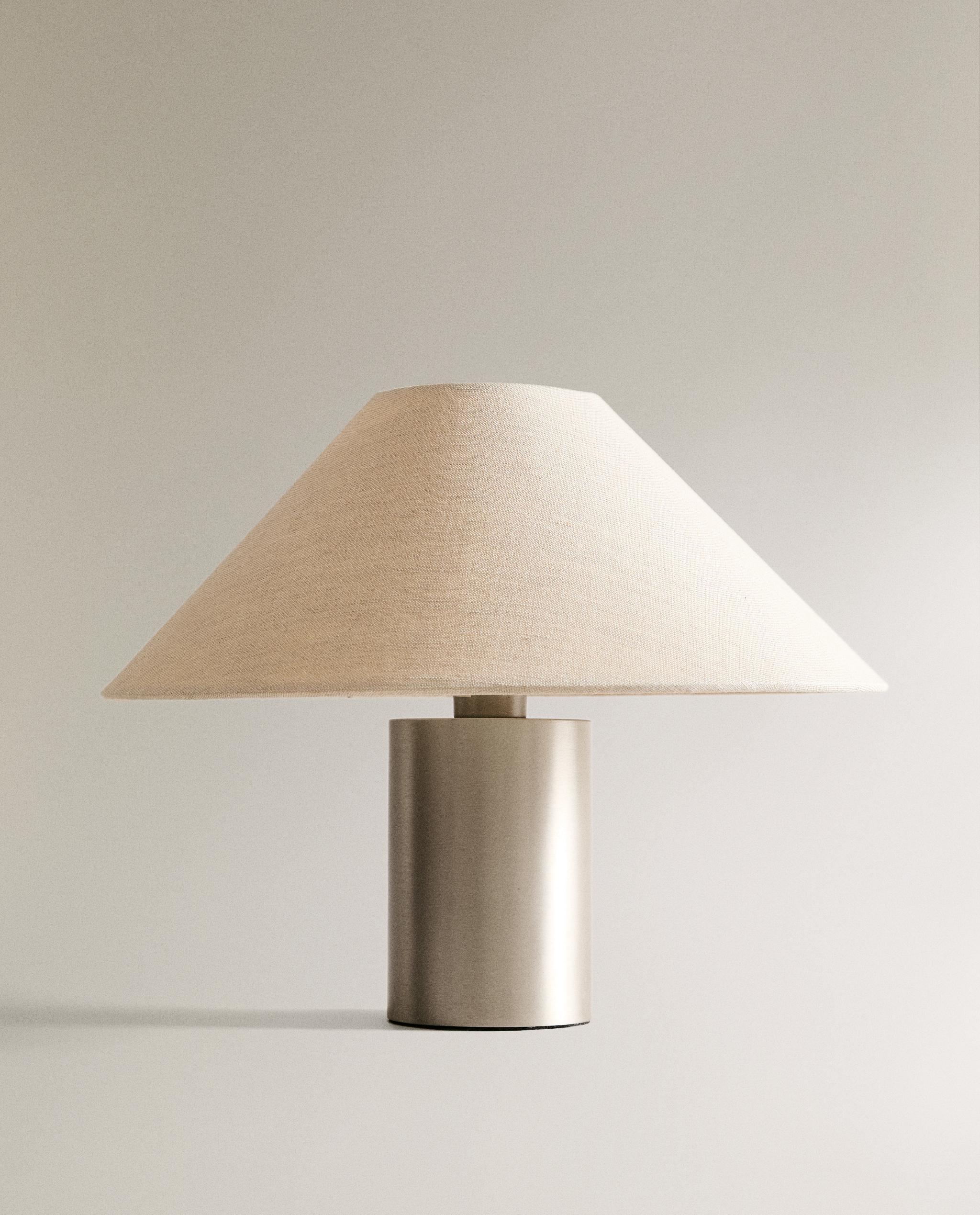 METAL TABLE LAMP product thumbnail 3