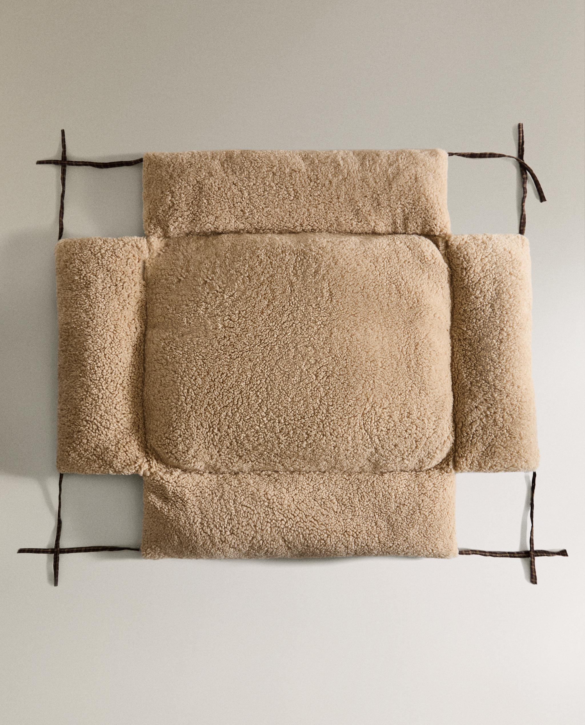 CHECK PET BED | Zara Home United States of America