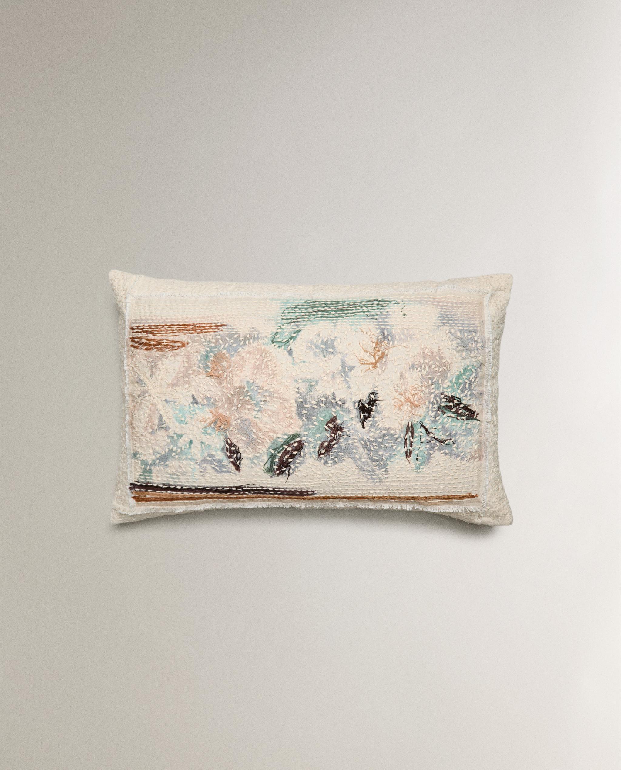 フラワープリント クッションカバー | Zara Home 日本/Japan