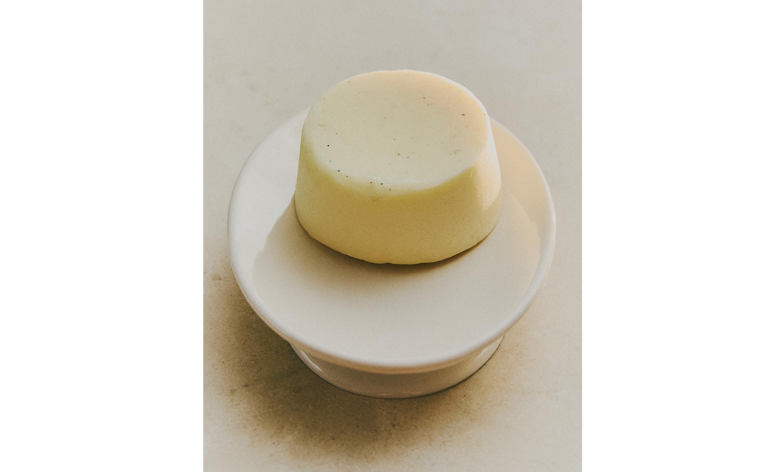 CREAM CERAMIC BATHROOM SOAP DISH product thumbnail 9