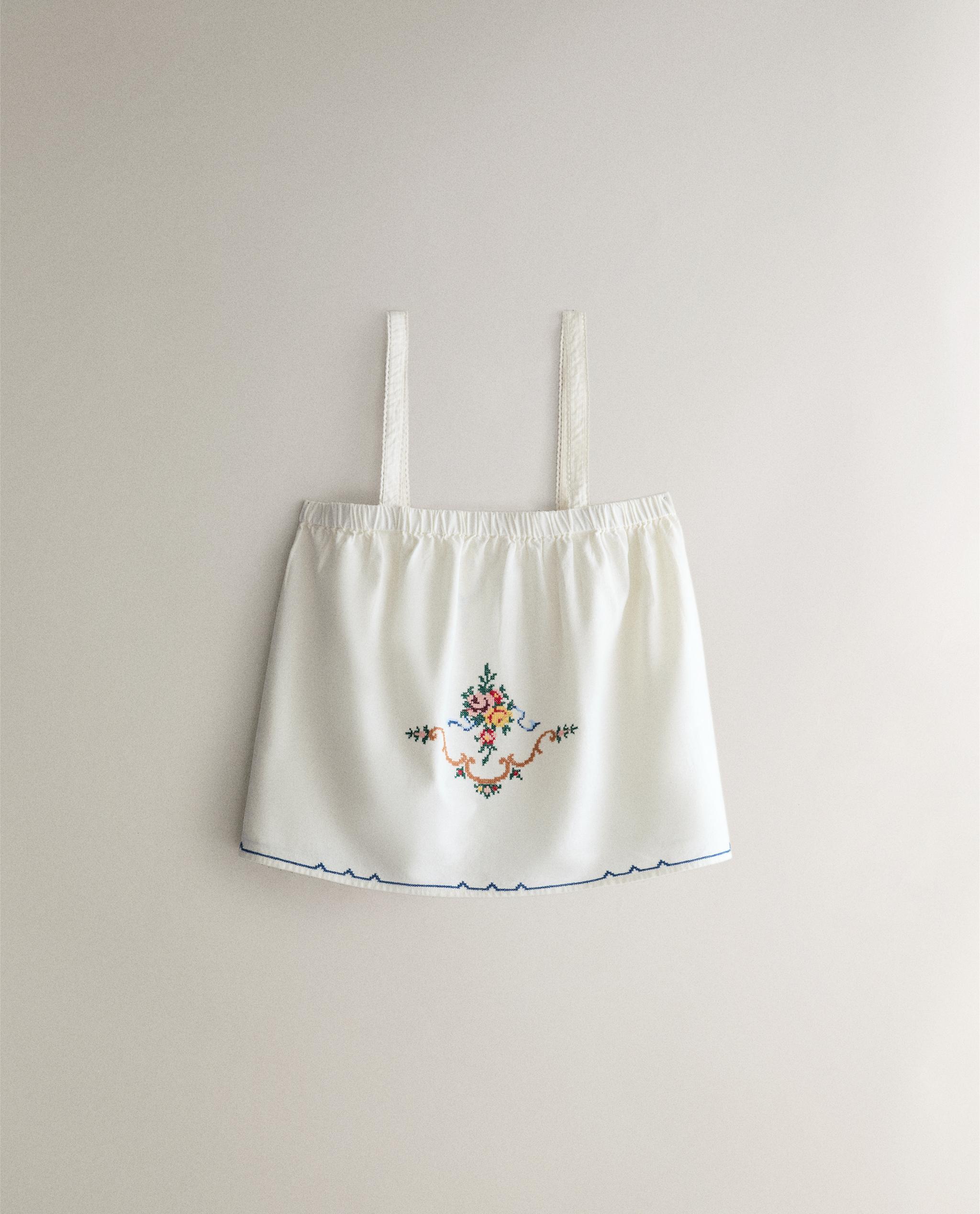 EMBROIDERED LINEN-COTTON BLEND TOP product thumbnail 6