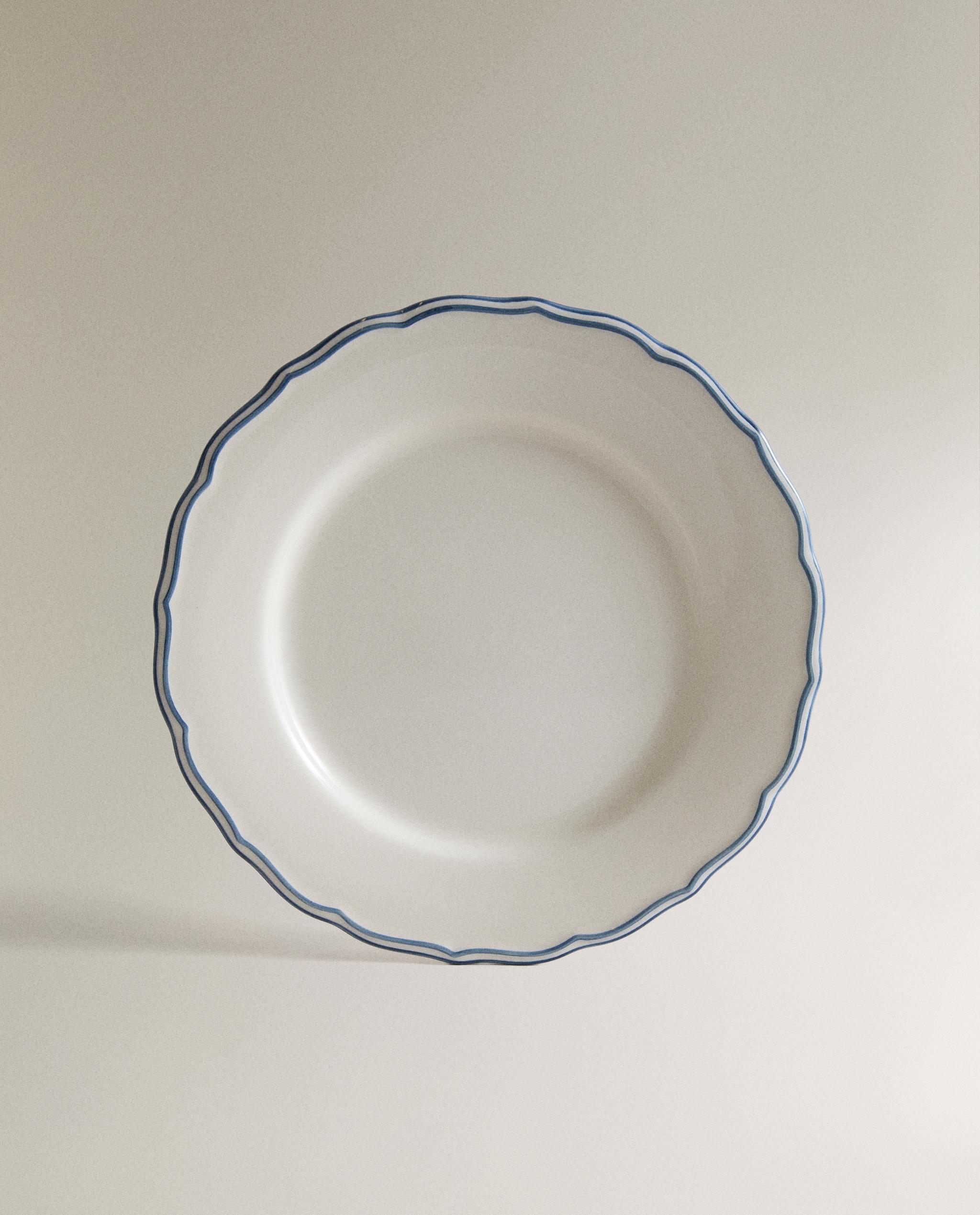 SCALLOPED EARTHENWARE DINNER PLATE WITH RIM product thumbnail 7