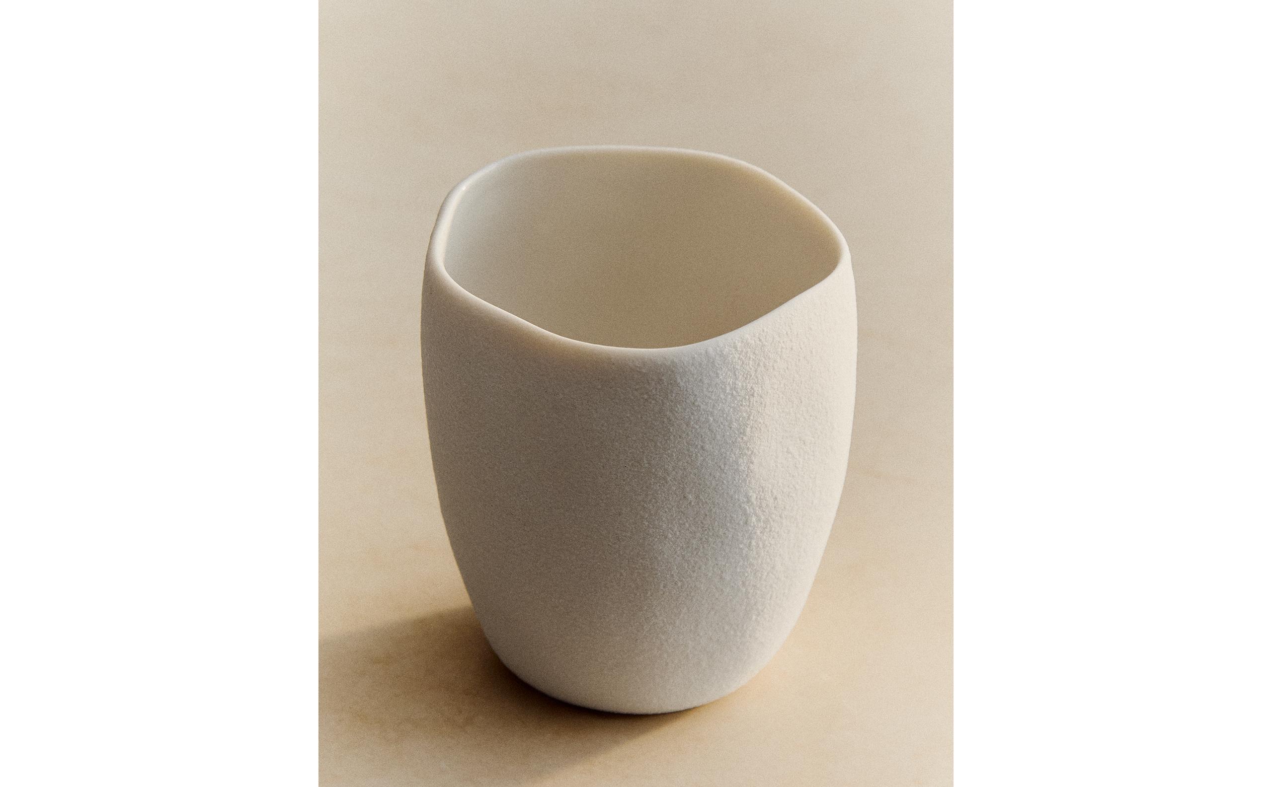 TEXTURED TOOTHBRUSH HOLDER product thumbnail 8