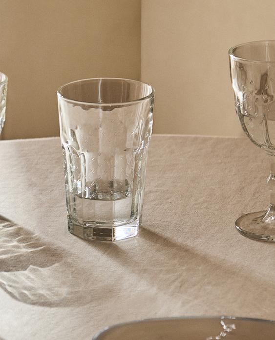 НАБІР СКЛЯНИХ СКЛЯНОК ІЗ КВІТКОВИМ ТИСНЕННЯМ НАБІР СКЛЯНИХ СКЛЯНОК ІЗ КВІТКОВИМ ТИСНЕННЯМ