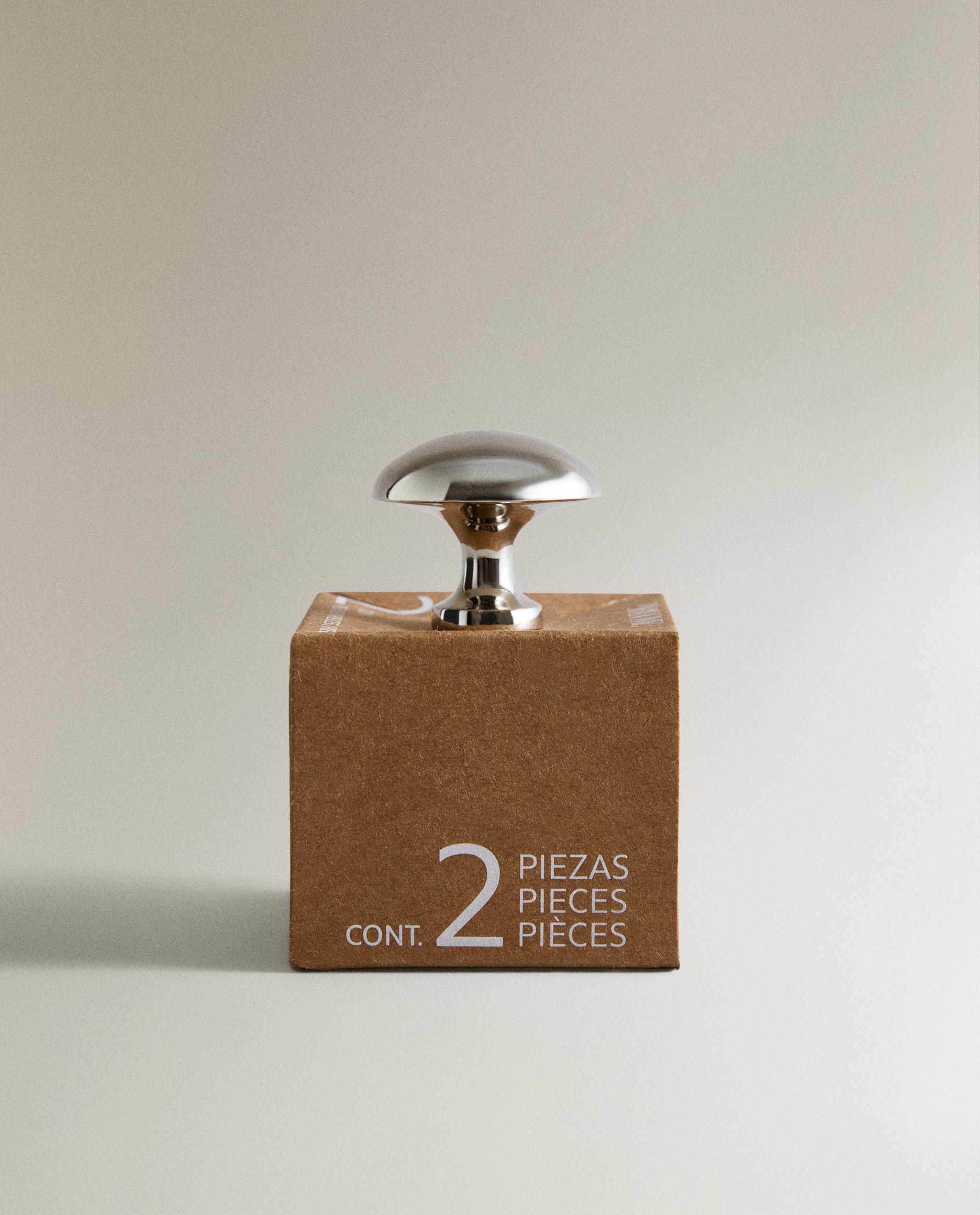 PACK OF ROUND METAL DOOR KNOBS (PACK OF 2) product thumbnail 4