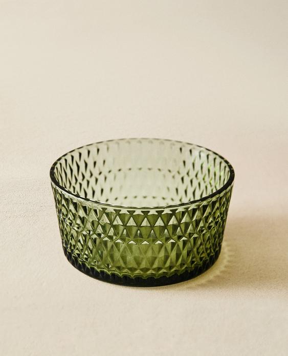 GLASS BOWL WITH RAISED DESIGN