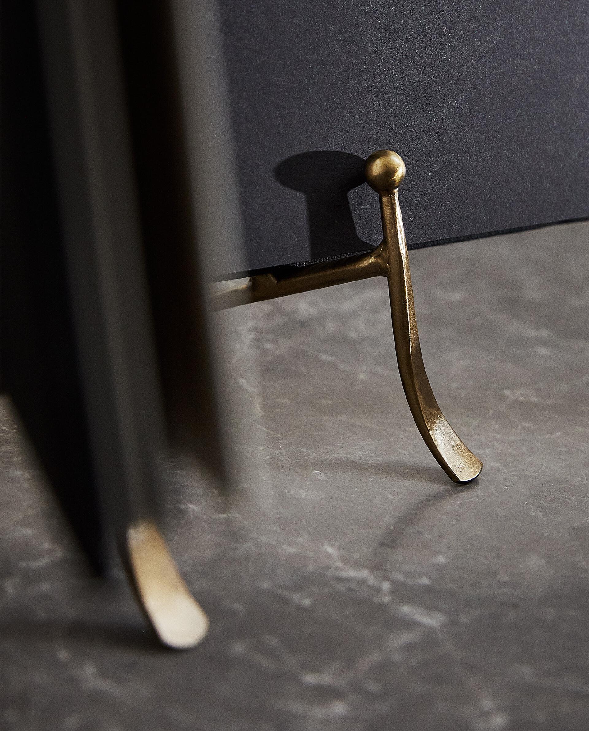 GOLDEN METAL DISPLAY STAND product thumbnail 13