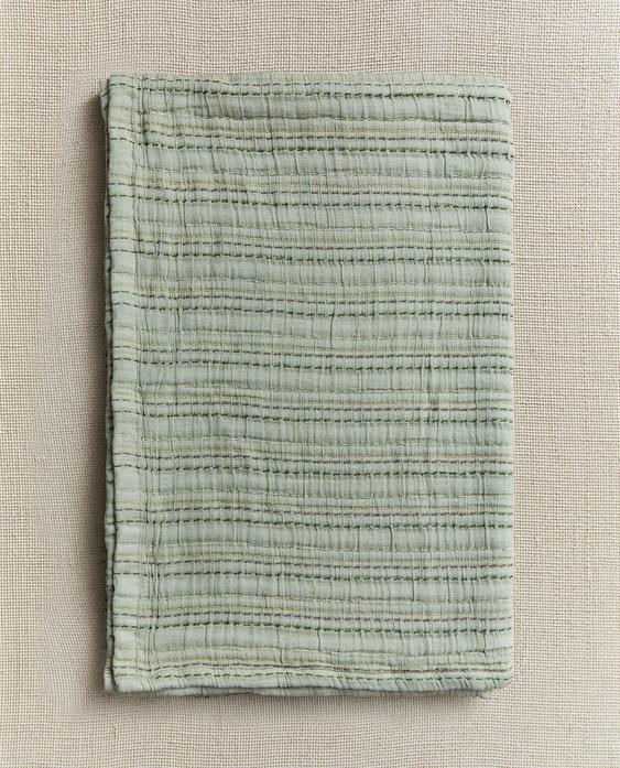 COTTON MUSLIN THROW