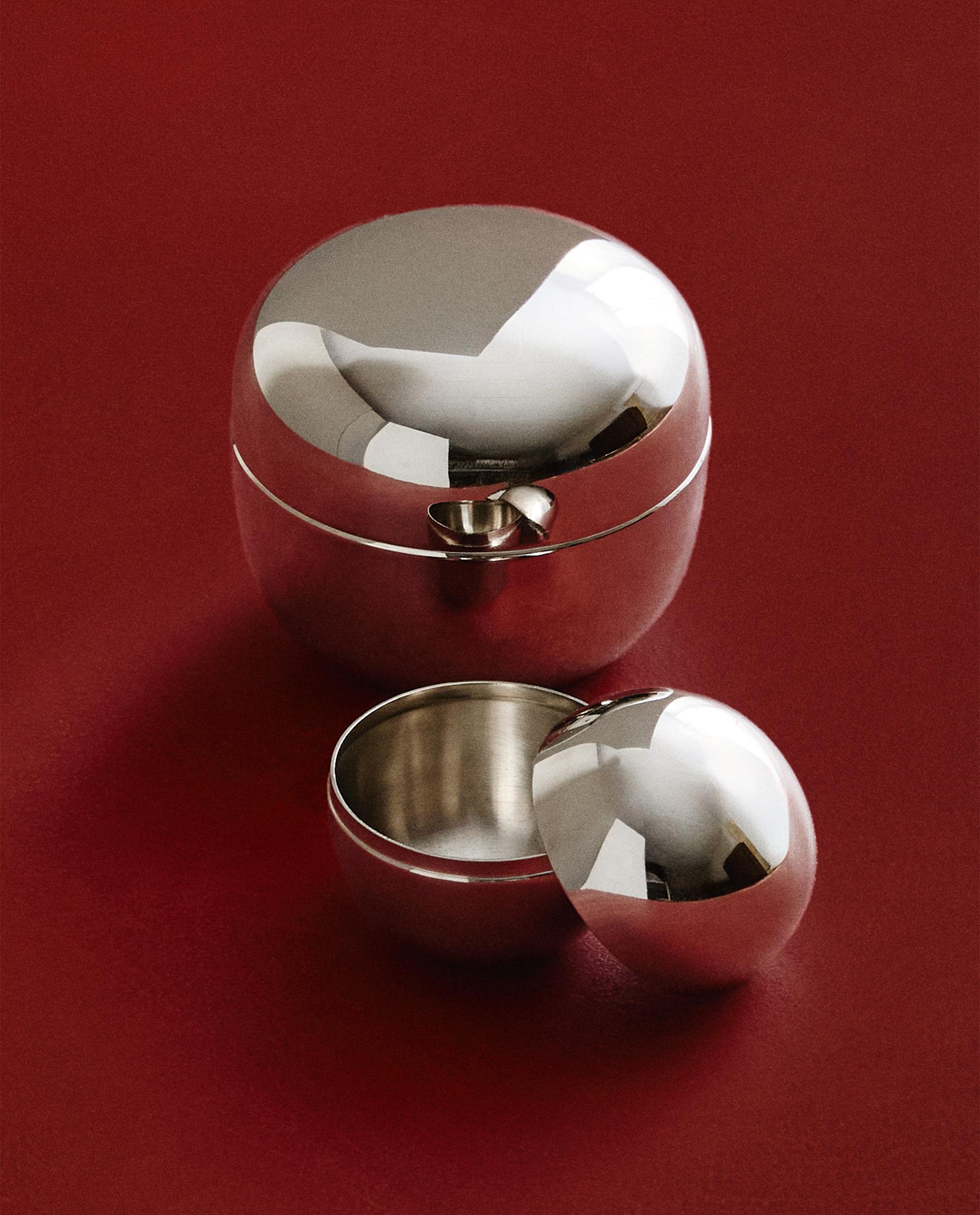 LARGE ROUND STAINLESS STEEL BOX product thumbnail 11