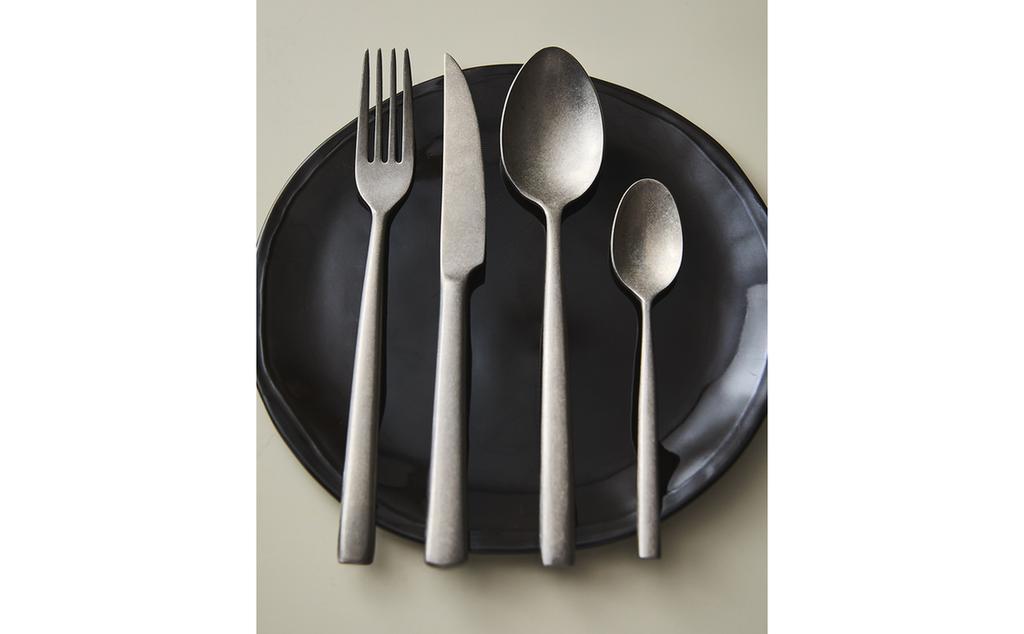4-PIECE VINTAGE STEEL CUTLERY SET