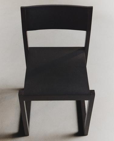 SILLA ESTRUCTURA MADERA Y PIEL