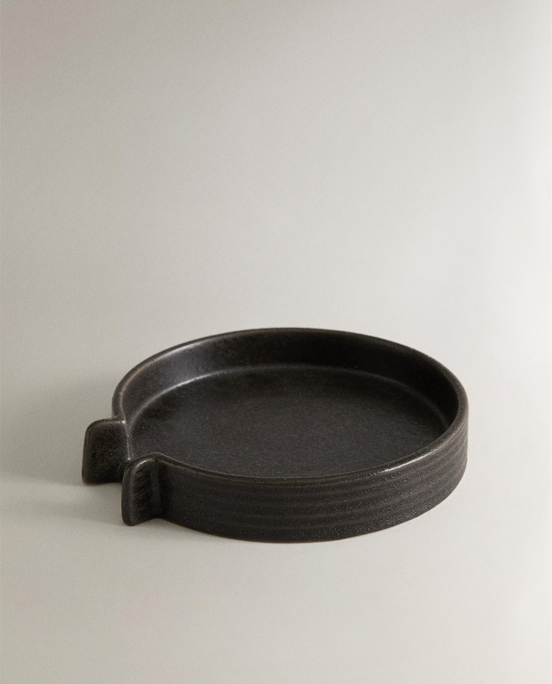 STONEWARE SPOON REST WITH RAISED DETAIL Zara Home Ireland