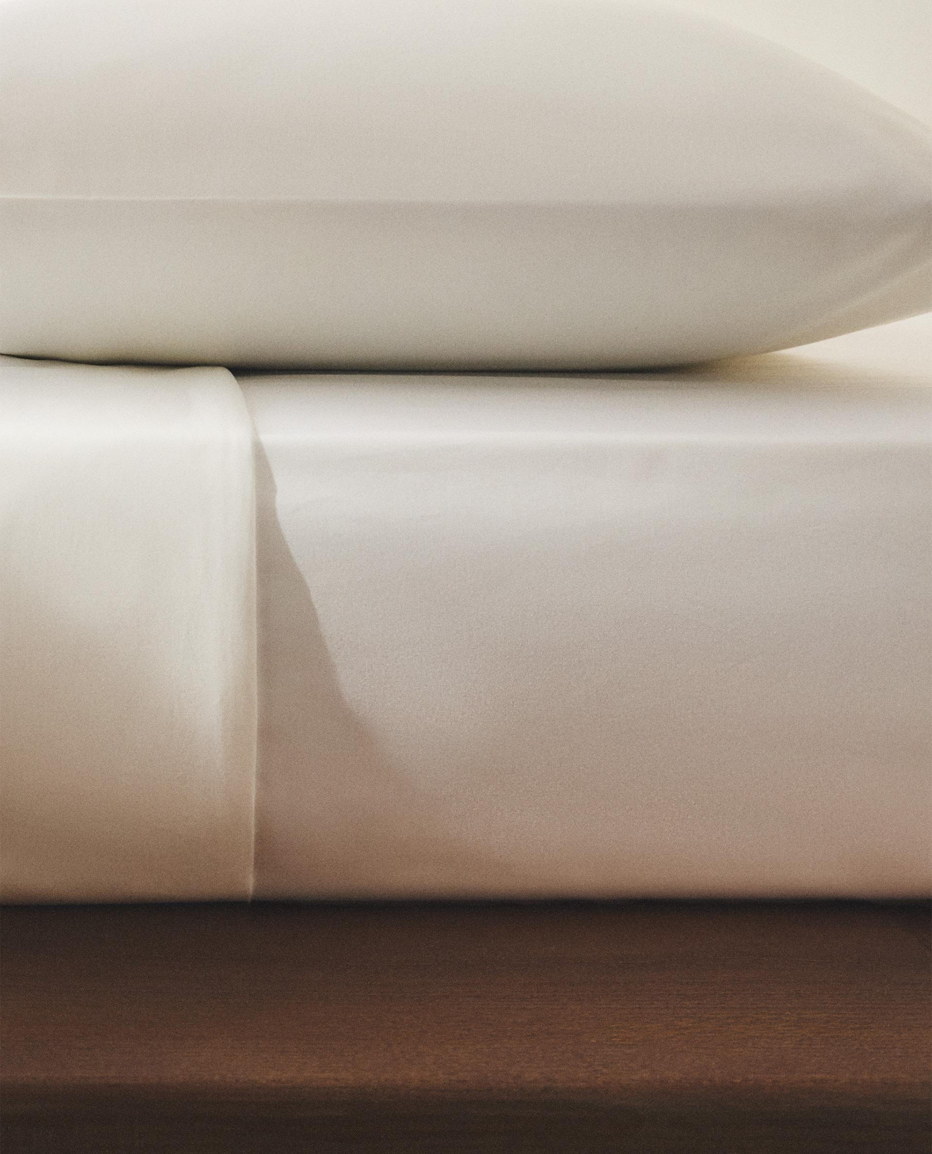PERCALE FITTED SHEET | 30 CM HIGH (200 THREAD COUNT) product thumbnail 2