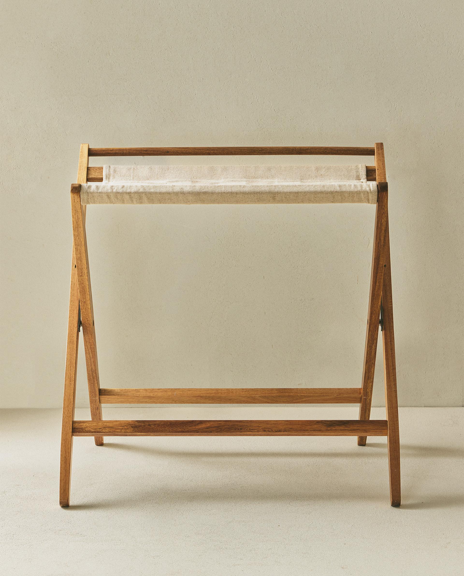 FOLDING LUGGAGE RACK | Zara Home Saudi Arabia