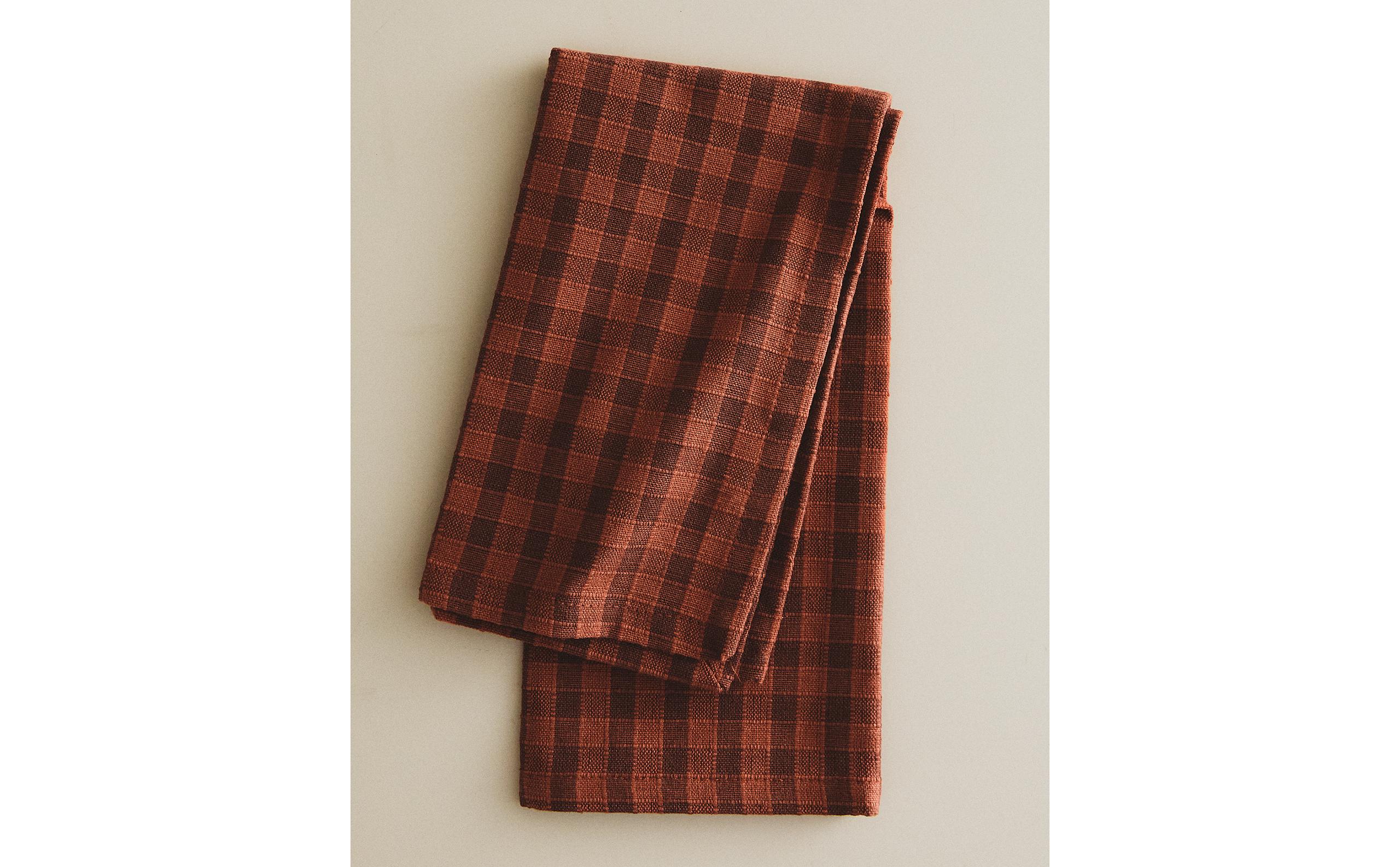 PACK OF CHECK NAPKINS WITH TOPSTITCHING (PACK OF 2) product thumbnail 17