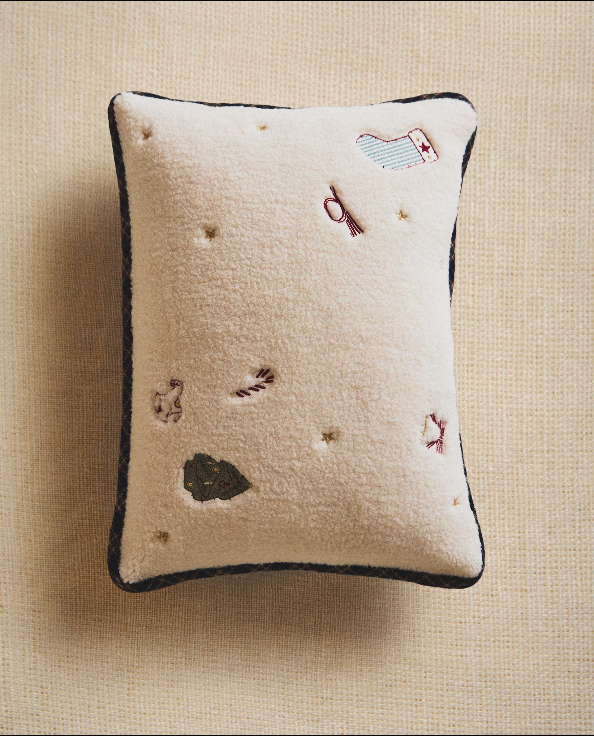 クリスマスチェック柄キッズクッションカバー | Zara Home 日本