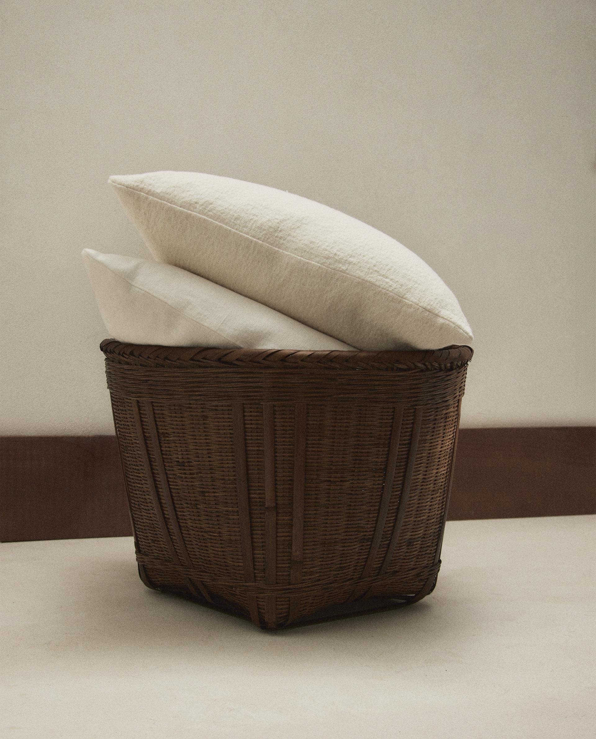 CESTO INTRECCIATO CESTO INTRECCIATO