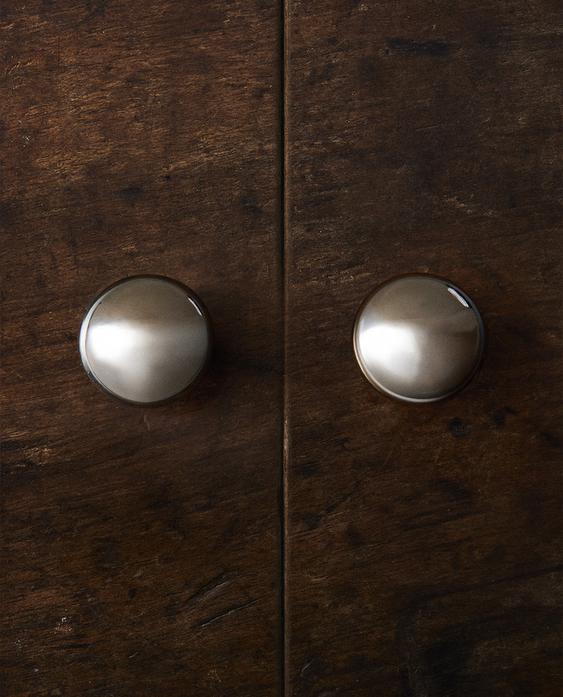 PACK OF ROUND METAL DOOR KNOBS (PACK OF 2) PACK OF ROUND METAL DOOR KNOBS (PACK OF 2)