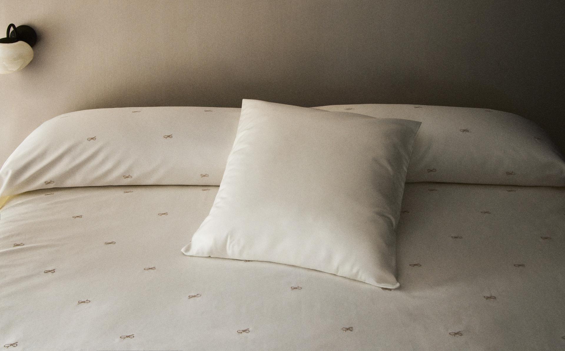 HOUSSE DE COUETTE COTON SATIN (300 FILS) HOUSSE DE COUETTE COTON SATIN (300 FILS)