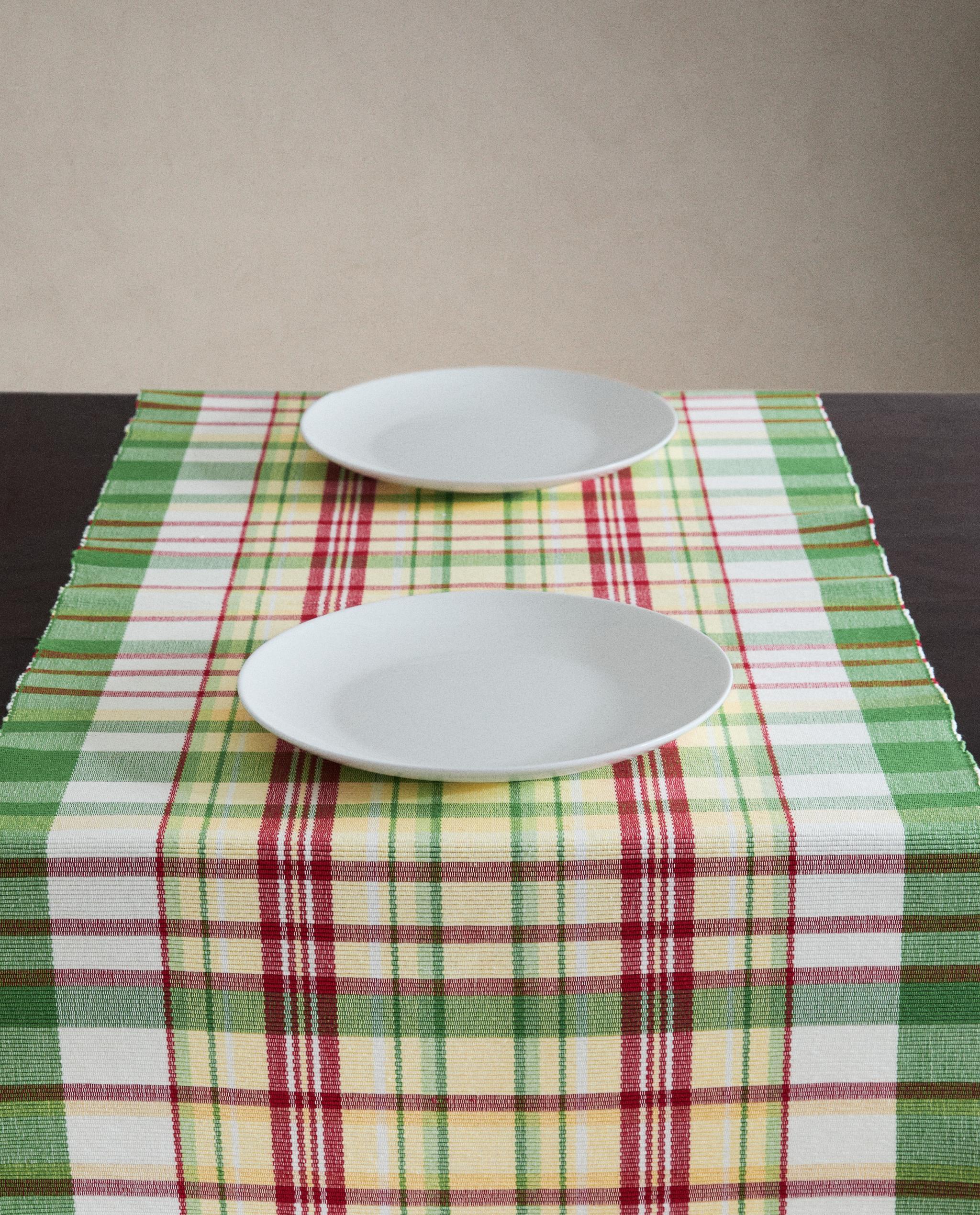 COLOURED CHECK TABLE RUNNER product thumbnail 5