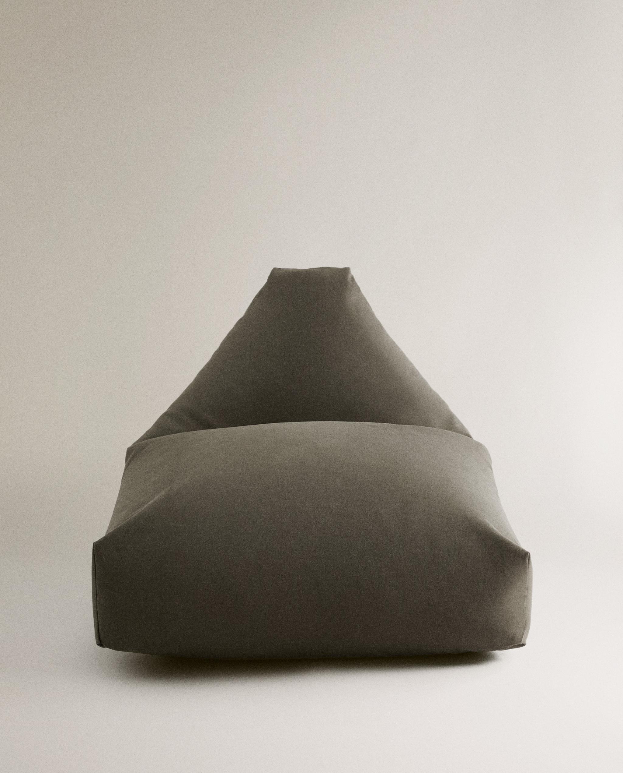 ZARA  コットンパフチェア　ビーズクッション　美品 ZARA HOME コットンパフチェア ほぼ未使用超美品 - メルカリ