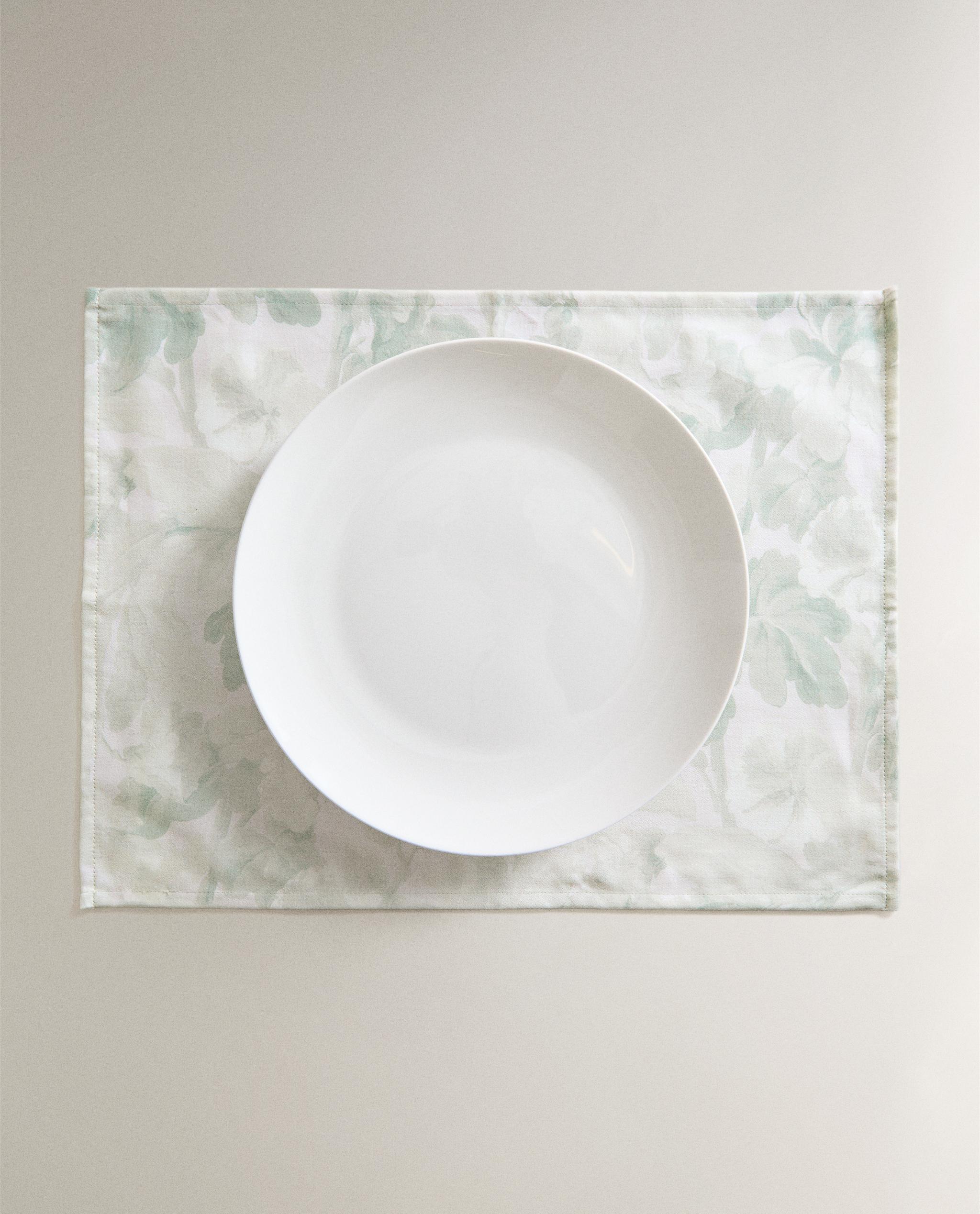 PLANT PRINT NAPKIN PACK (PACK OF 2) product thumbnail 5