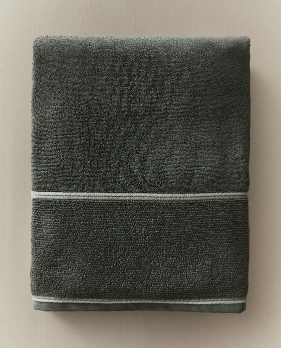 BATH TOWEL WITH RICE STITCH BORDER BATH TOWEL WITH RICE STITCH BORDER