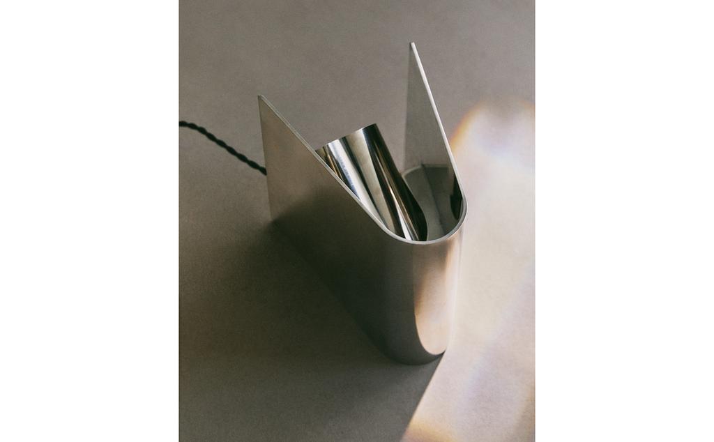 SPOTLIGHT 01 SPOTLIGHT 01