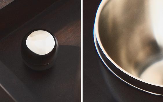 MAJHNA OKROGLA ŠKATLA IZ NERJAVEČEGA JEKLA