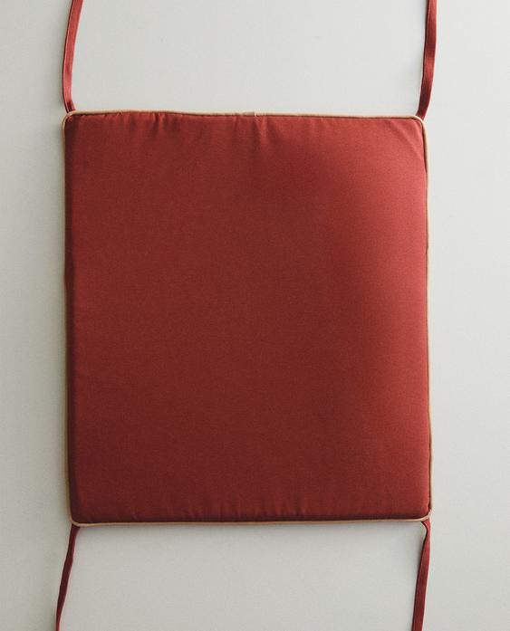 COUSSIN ASSISE FAUTEUIL CONTRASTE COUSSIN ASSISE FAUTEUIL CONTRASTE