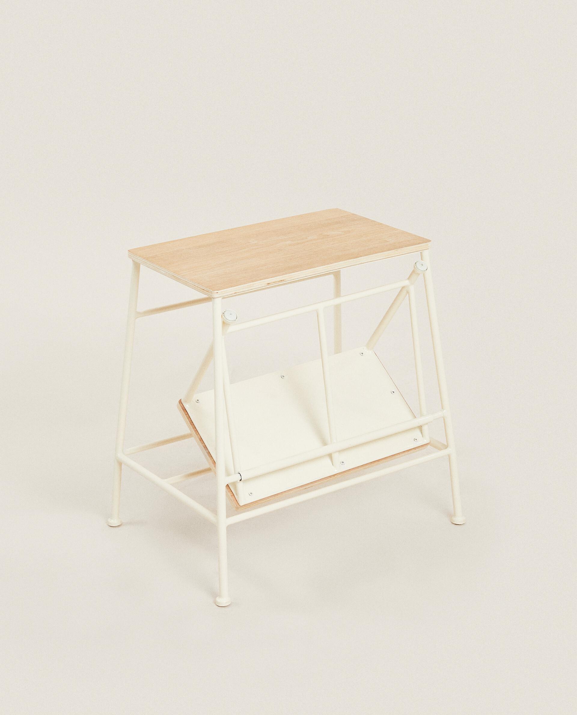 TWO-STEP WOODEN STEP STOOL product thumbnail 9