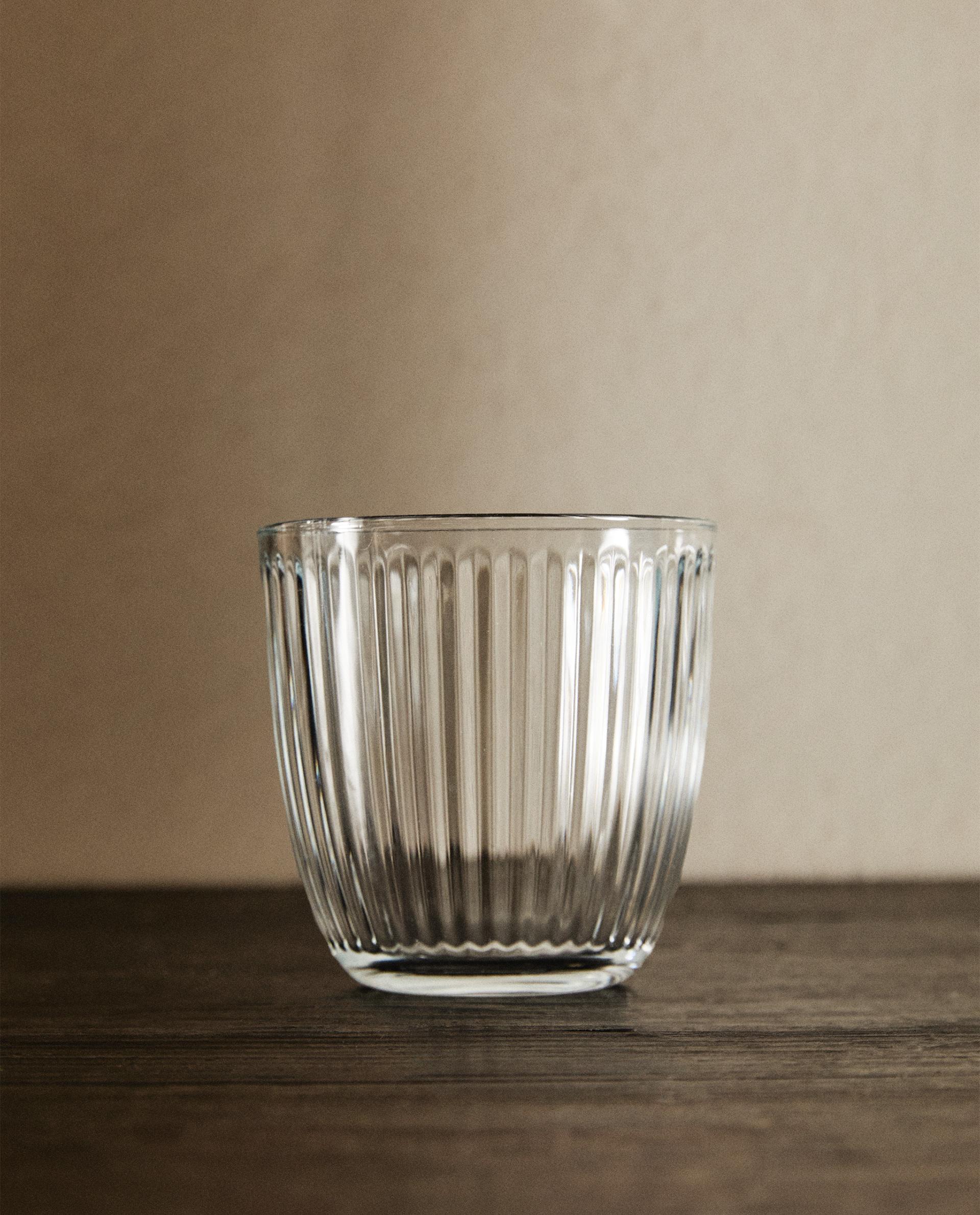 LINES DESIGN GLASS TUMBLER