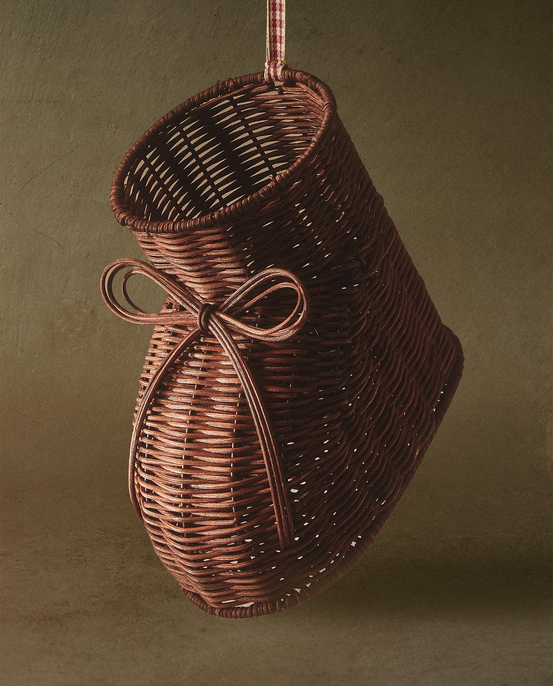 RATTAN SKI BOOT CHRISTMAS TREE DECORATION Zara Home Hungary