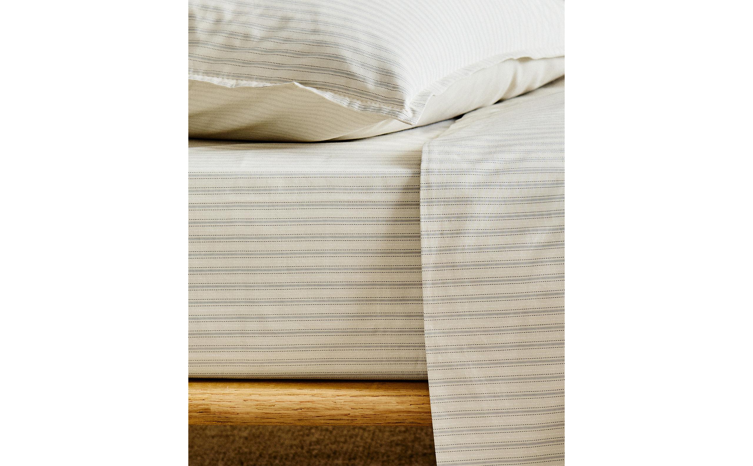 19時まで　ZARA HOME ザラホーム　ベットカバー　ボックスシーツ　無地 ボックスシーツ | Zara Home 日本/Japan